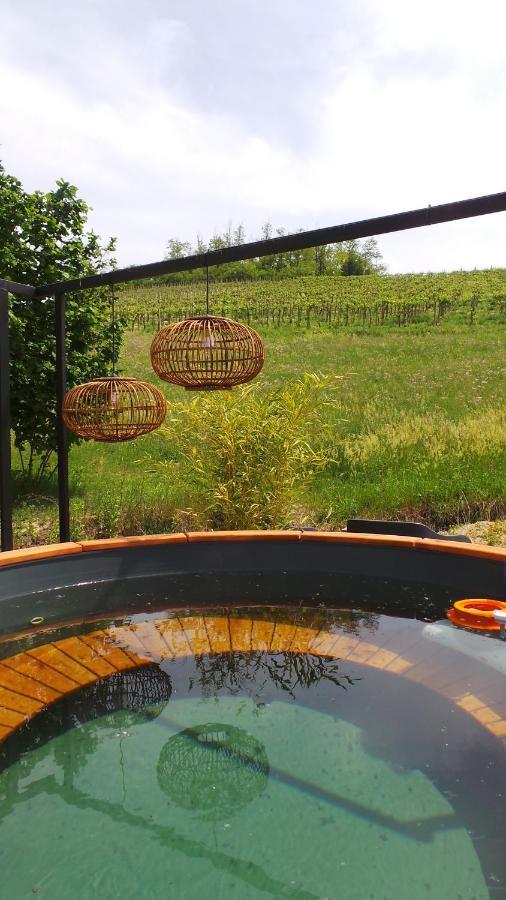 Sotto La Vigna Charm Stay Adults Only Vacation Suite Montegrosso dʼAsti Extérieur photo