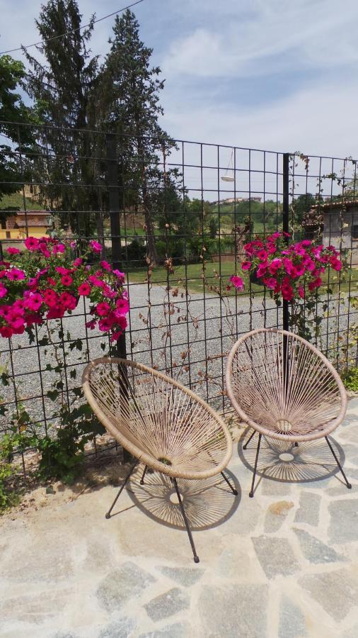 Sotto La Vigna Charm Stay Adults Only Vacation Suite Montegrosso dʼAsti Extérieur photo